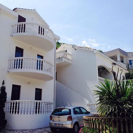 Apartments Svorcan Budva Zimmer foto